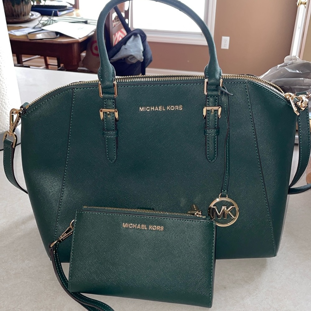 Michael Kors purse and wristlet wallet - forest green. Worn 1 time